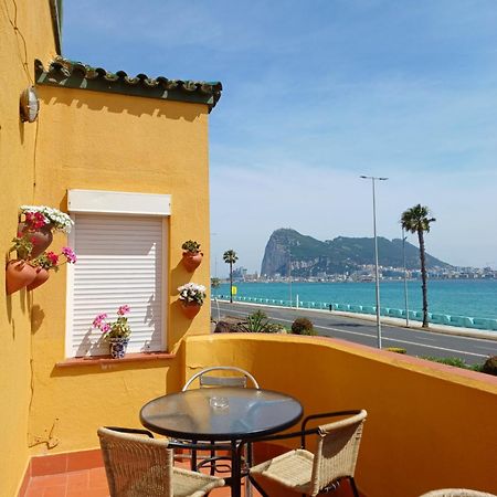 Gibraltar Views Guest House La Línea de la Concepción Kültér fotó