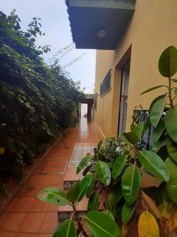Gibraltar Views Guest House La Línea de la Concepción Kültér fotó