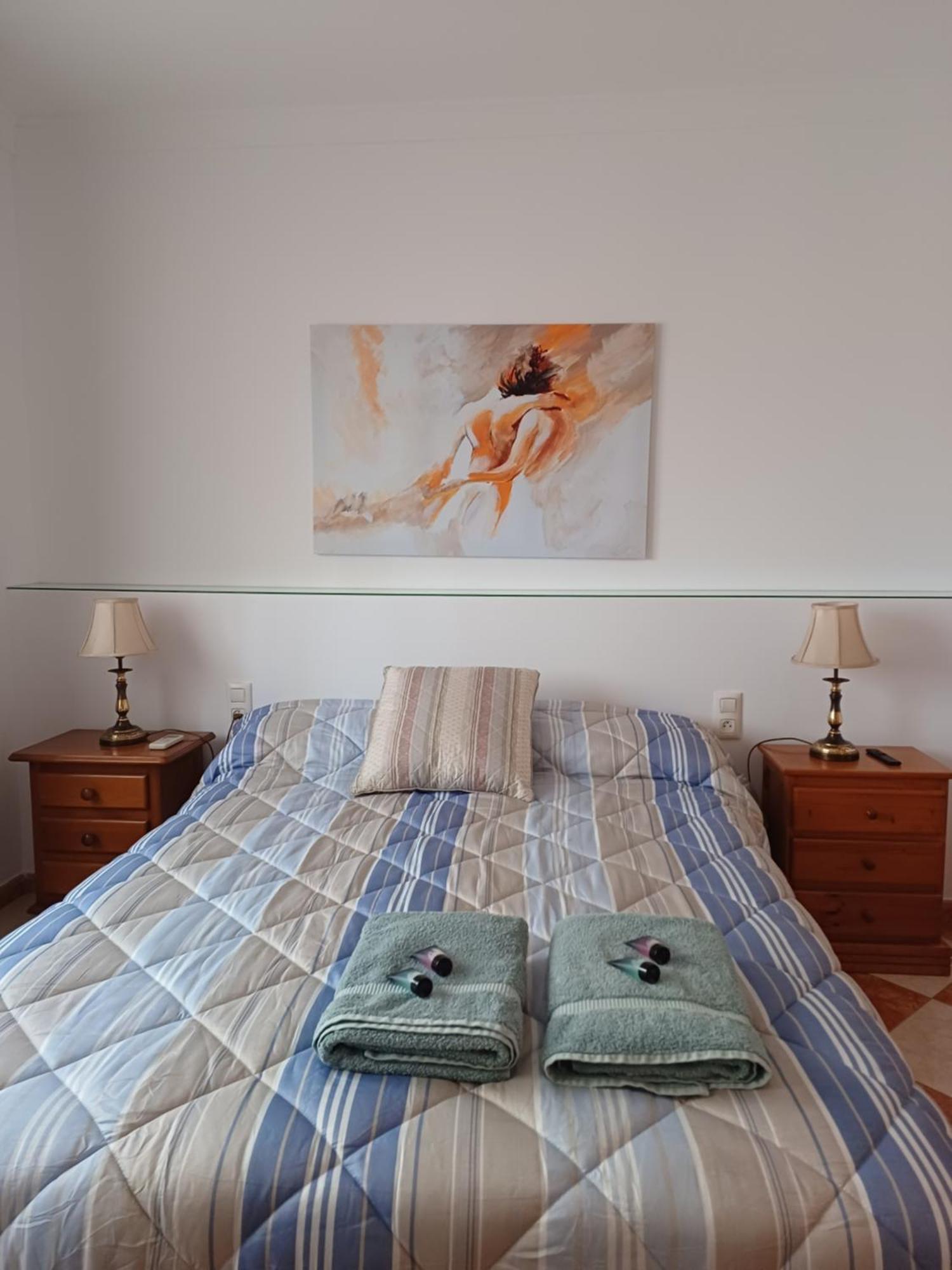 Gibraltar Views Guest House La Línea de la Concepción Szoba fotó