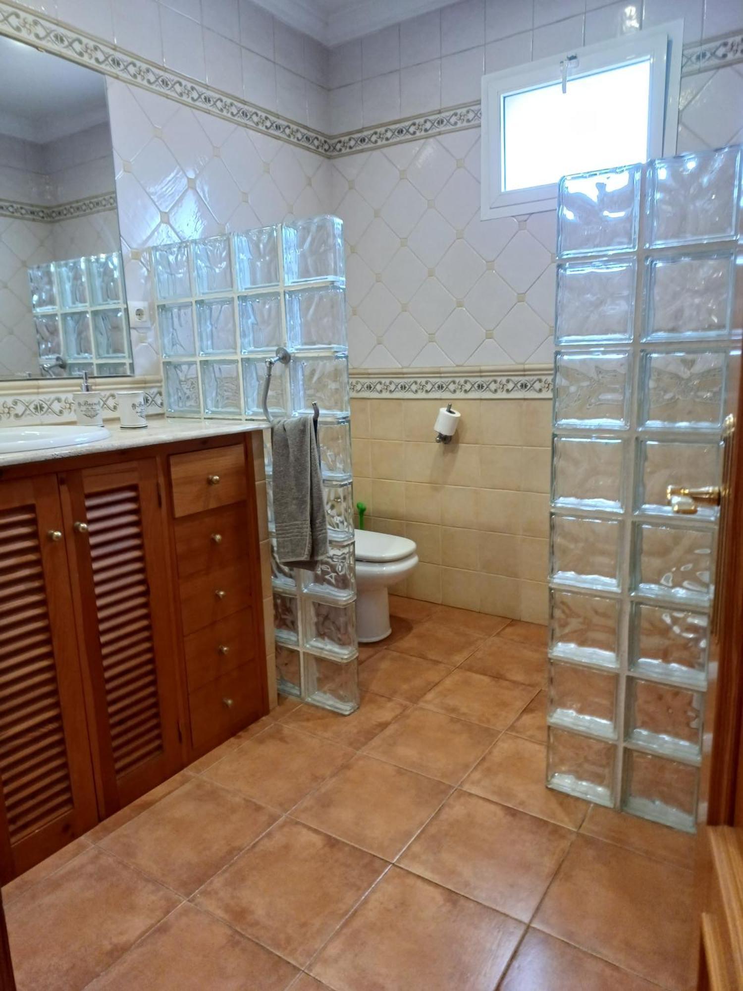 Gibraltar Views Guest House La Línea de la Concepción Szoba fotó