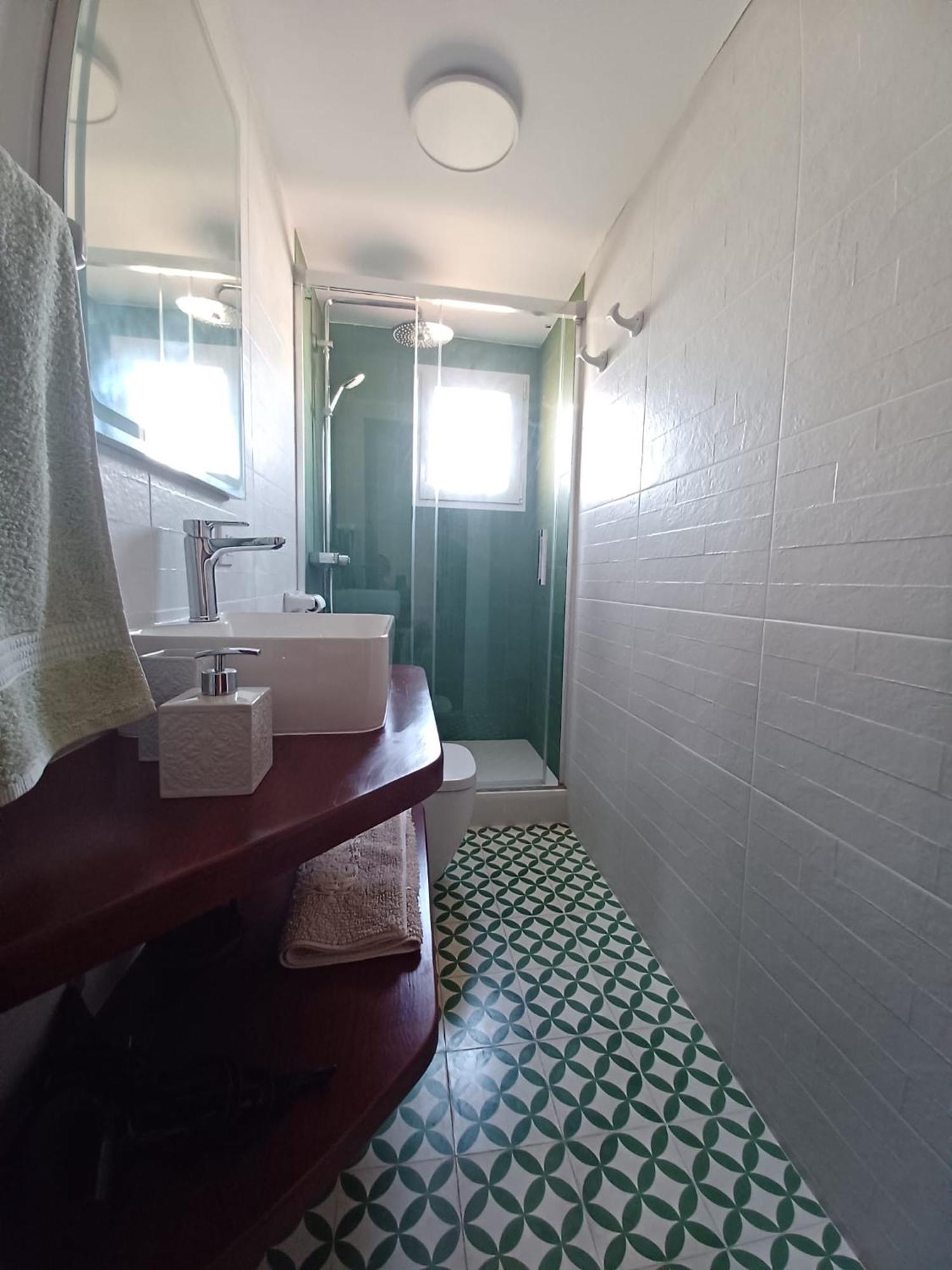 Gibraltar Views Guest House La Línea de la Concepción Kültér fotó